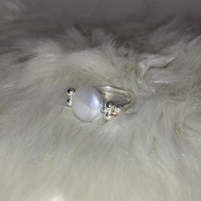 tutu pearl ring | 109,000원 | 아몬즈 주얼리