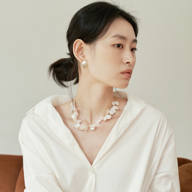 Rose Petal Pearl Necklace 진주 목걸이 111,350원 아몬즈 주얼리