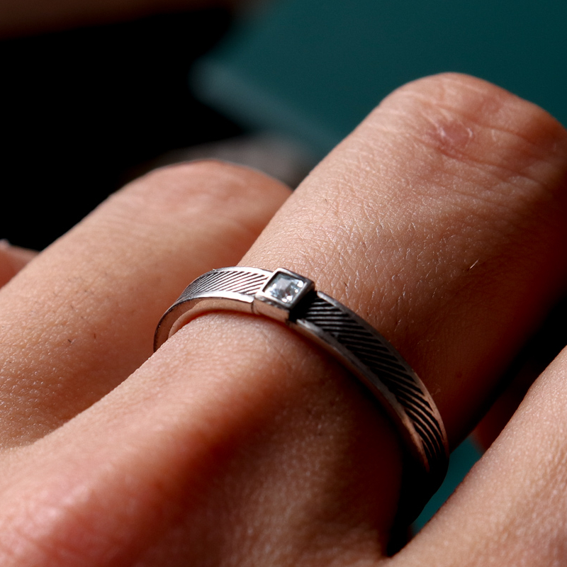 T.T.T Ring | 196,000원 | 아몬즈 주얼리