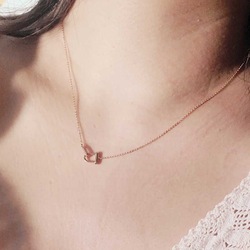 ☆韓国の人気☆【STONE HENgE】☆U Lock 14K T1969 necklac.e☆ 우림FMG 스톤헨지 U Lock 14K 목걸이 T1969 : 다나와 가격비교
